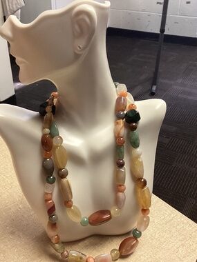 Stone necklace, absolutely gorgeous, exquisiteOOAK. 💙💙💙💙